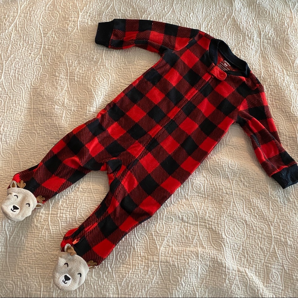 Carter’s Christmas Pajamas size 9 months